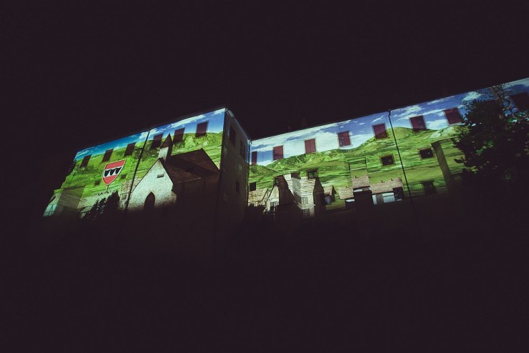 Slavnosti tří kápí - videomapping