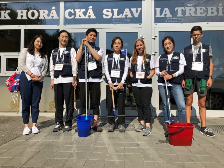 Korejští dobrovolníci přiletěli opět pomáhat v regionu